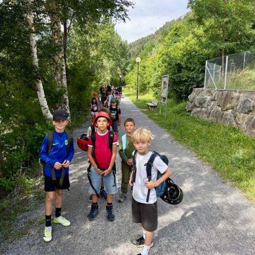 Wandertag der 4m zum Zammer Lochputz