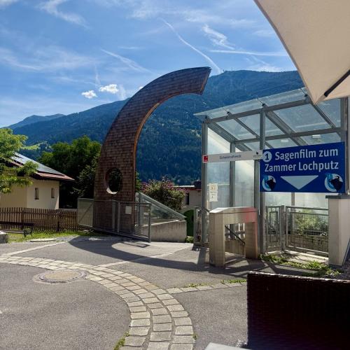 Wandertag der 4m zum Zammer Lochputz